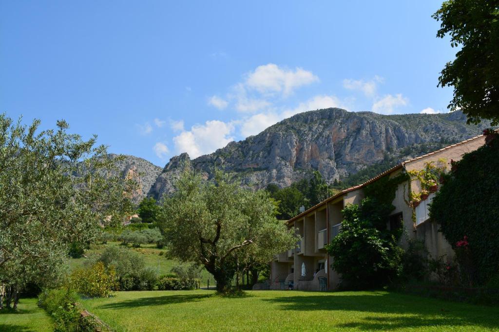 Hotel Le Colombier Moustiers-Sainte-Marie Exterior photo